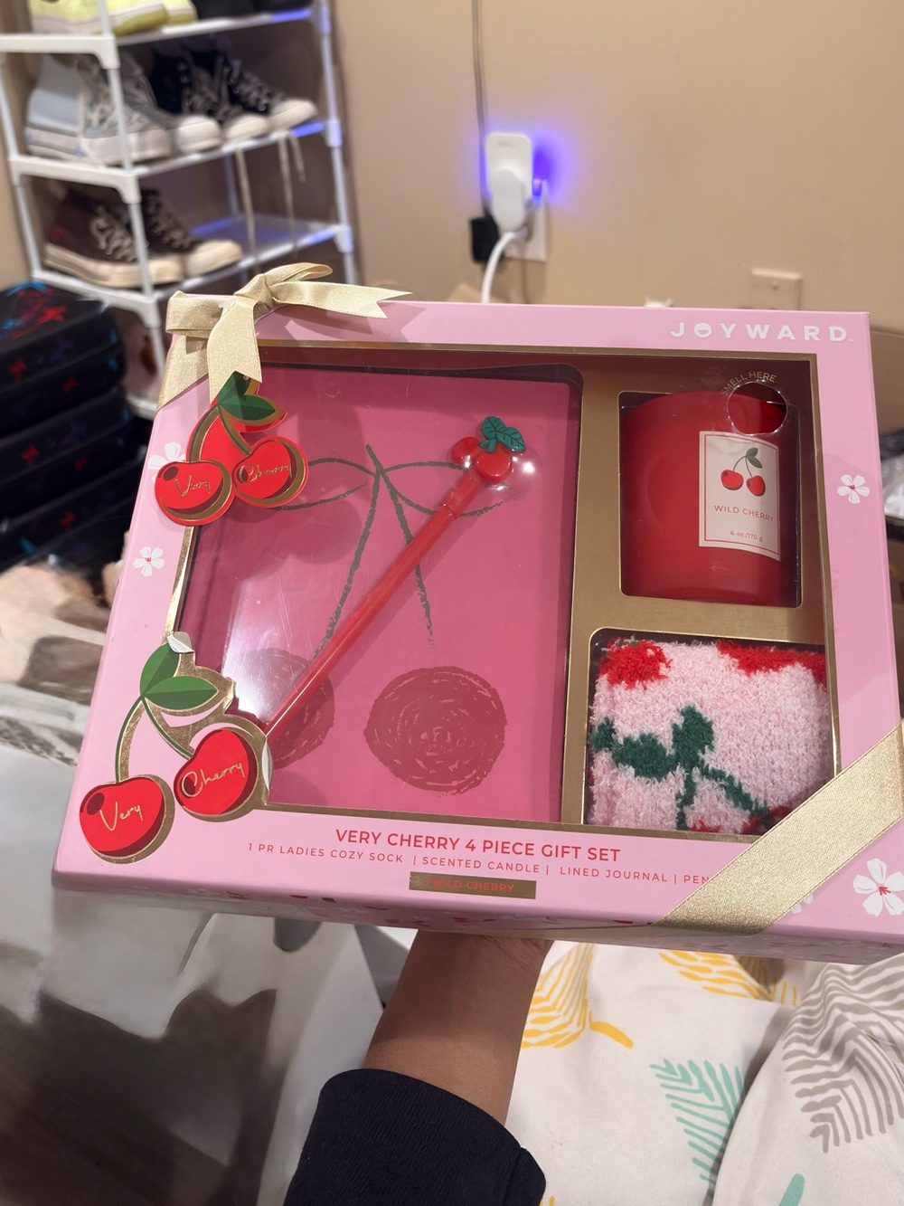 Joyward Very Cherry 4-Piece Bath & Body Gift Set - Pink